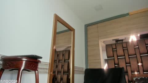 Snapshot of horny_samanthats chatting on January 29, 2025, 5:19 am SaManTa online show from January 29, 2025, 5:19 am