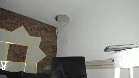 Snapshot of horny_samanthats chatting on March 4, 2025, 4:38 am SaManTa online show from March 4, 2025, 4:38 am