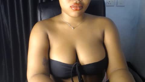 Miss Zanele online show from November 29, 2025, 8:23 pm