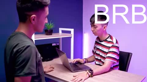 Alex and Camilo online show from February 16, 2025, 9:48 pm