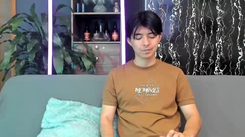 Snapshot of horny_twinks_guys chatting on April 12, 2026, 2:33 pm Alex and Camilo online show from April 12, 2026, 2:33 pm