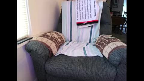 Snapshot of horny_willing_ready chatting on October 5, 2025, 10:40 pm Horny Willing Ready online show from October 5, 2025, 10:40 pm