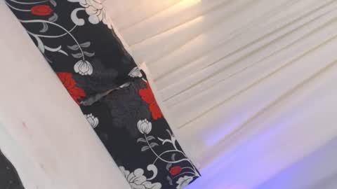 angel online show from September 24, 2025, 5:27 pm