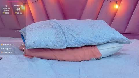 Snapshot of hornybarelylegalgirl chatting on February 3, 2026, 12:31 am Khloe online show from February 3, 2026, 12:31 am