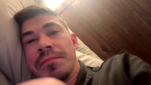 Justin 7 inches online show from March 28, 2026, 4:45 am