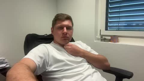 Snapshot of hornyboy95300 chatting on February 17, 2025, 3:42 pm hornyboy95300 online show from February 17, 2025, 3:42 pm