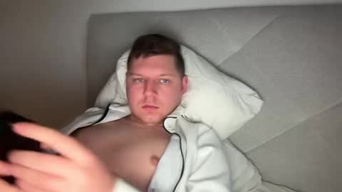 Snapshot of hornyboy95300 chatting on March 10, 2025, 6:16 am hornyboy95300 online show from March 10, 2025, 6:16 am