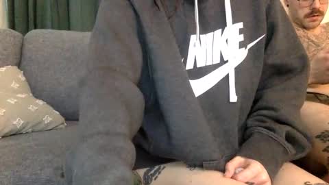 hornycouple0102 online show from March 21, 2026, 3:26 pm