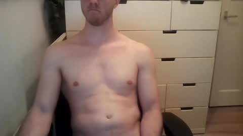 Snapshot of hornydutchmen69 chatting on April 16, 2026, 7:25 pm hornydutchman69 online show from April 16, 2026, 7:25 pm
