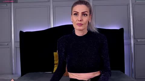 AshlineKatte online show from January 6, 2025, 6:10 pm