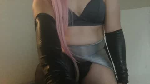 Hornyhothotty77 online show from October 30, 2025, 9:59 pm