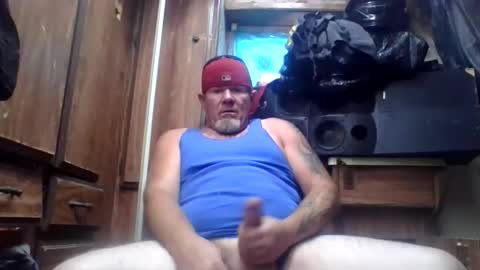 hornyhungwhiteboy4u269 online show from April 22, 2026, 8:10 pm
