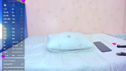 Natasha  online show from January 15, 2025, 10:35 pm