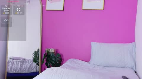 Natasha  online show from October 11, 2025, 6:39 pm