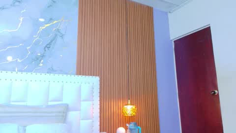 Natasha  online show from October 25, 2025, 1:07 pm