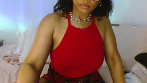 Snapshot of hornylittlehoney chatting on March 2, 2025, 3:13 am Horny Little Honey online show from March 2, 2025, 3:13 am