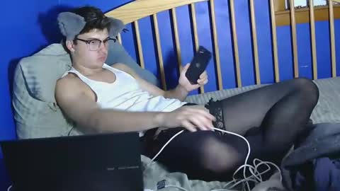 hornymanwhore2 online show from September 15, 2025, 11:16 pm