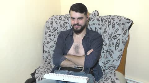 Snapshot of hornymaster93 chatting on January 4, 2025, 12:05 am hornymaster online show from January 4, 2025, 12:05 am