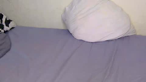 Snapshot of hornyy_cutie chatting on May 15, 2026, 11:23 pm Its Cora online show from May 15, 2026, 11:23 pm