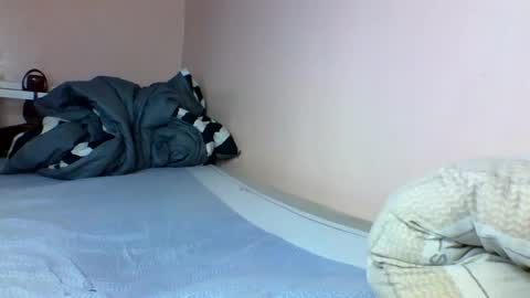 Snapshot of hornyy_cutie chatting on August 4, 2026, 6:32 pm Its Cora online show from August 4, 2026, 6:32 pm