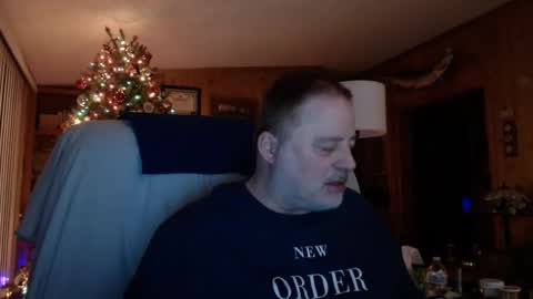 horsebigballs online show from January 31, 2025, 4:14 am