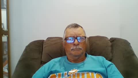 hot4tightholes online show from October 2, 2025, 1:18 pm