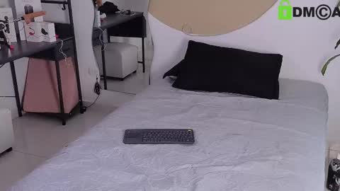 Snapshot of hot69temptation chatting on April 18, 2026, 7:58 pm Marcus Tatti online show from April 18, 2026, 7:58 pm