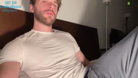 Edward aka Wolf online show from November 6, 2025, 5:52 am