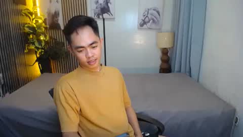 Rylle online show from October 5, 2025, 5:22 pm