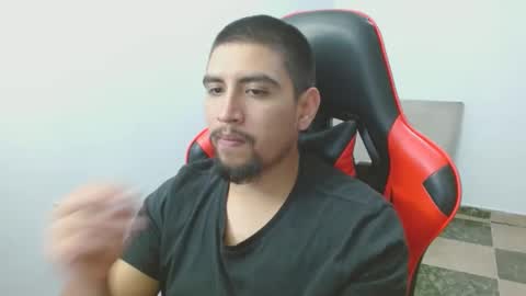 hot__husbands online show from November 12, 2025, 3:29 am