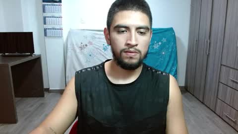 Snapshot of hot__husbands chatting on May 16, 2026, 3:14 am hot__husbands online show from May 16, 2026, 3:14 am
