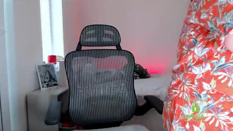 Lila online show from April 15, 2026, 3:08 pm