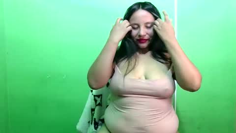 hot angie12 online show from January 11, 2026, 6:40 am