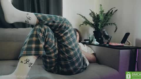   online show from February 27, 2025, 2:32 pm