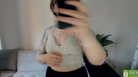   online show from March 8, 2025, 8:44 am