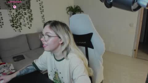   online show from January 14, 2026, 9:09 pm