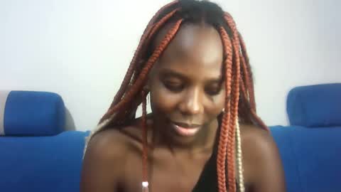 Snapshot of hot_berry2003 chatting on February 1, 2025, 3:52 am Millie online show from February 1, 2025, 3:52 am