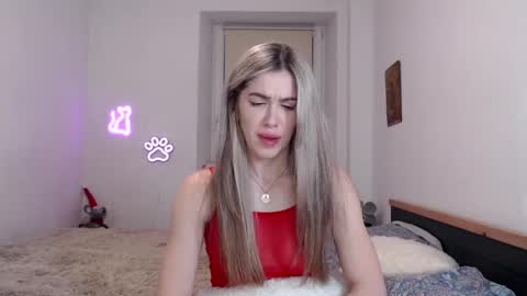 Dashka online show from March 7, 2025, 10:43 pm