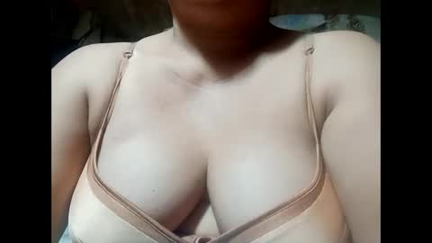 hot_boobs21 online show from December 2, 2024, 9:28 pm