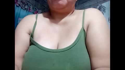 Snapshot of hot_boobs21 chatting on October 9, 2025, 9:02 pm hot_boobs21 online show from October 9, 2025, 9:02 pm