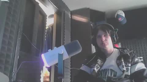 Hot boy 2002 online show from February 18, 2025, 12:06 pm