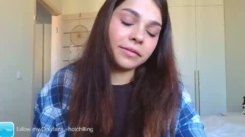 LiluCaroline online show from March 30, 2026, 2:40 pm