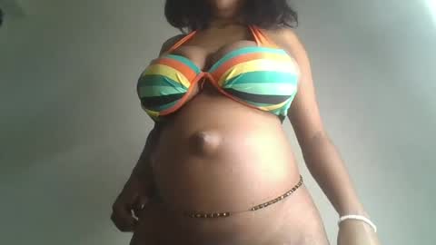 Snapshot of hot_choccoolate chatting on July 8, 2026, 10:42 am Zarah online show from July 8, 2026, 10:42 am