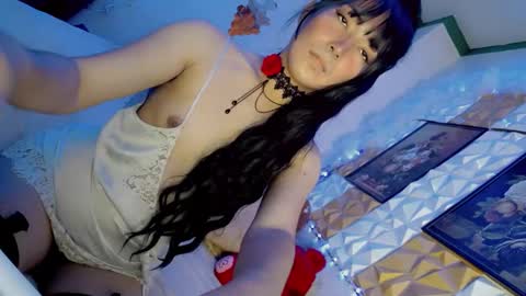 its me CLAUDIA online show from March 6, 2025, 1:37 am