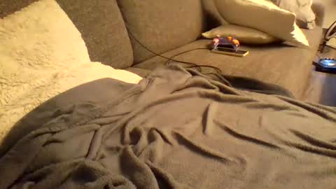 Snapshot of hot_couple_2002 chatting on June 14, 2026, 5:31 am New to this come join us online show from June 14, 2026, 5:31 am