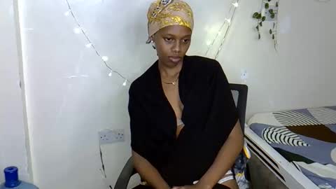 hot_dayne online show from November 27, 2025, 2:57 am