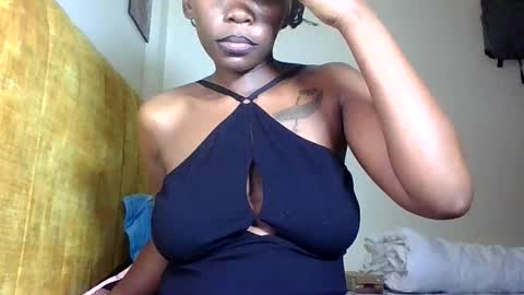 Snapshot of hot_ebony11 chatting on February 16, 2026, 2:24 pm chooo pie online show from February 16, 2026, 2:24 pm