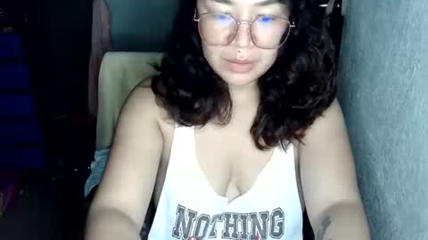 Snapshot of hot_emma1112 chatting on July 14, 2026, 11:49 am hot_emma1112 online show from July 14, 2026, 11:49 am