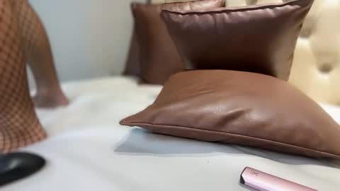    online show from April 16, 2026, 6:52 pm