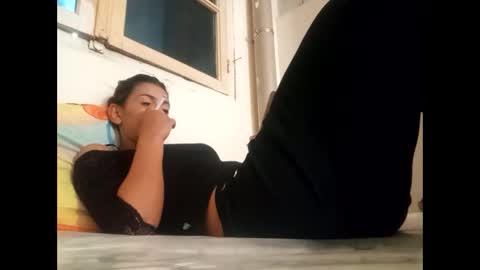 Hot falling devil online show from October 26, 2025, 10:43 am